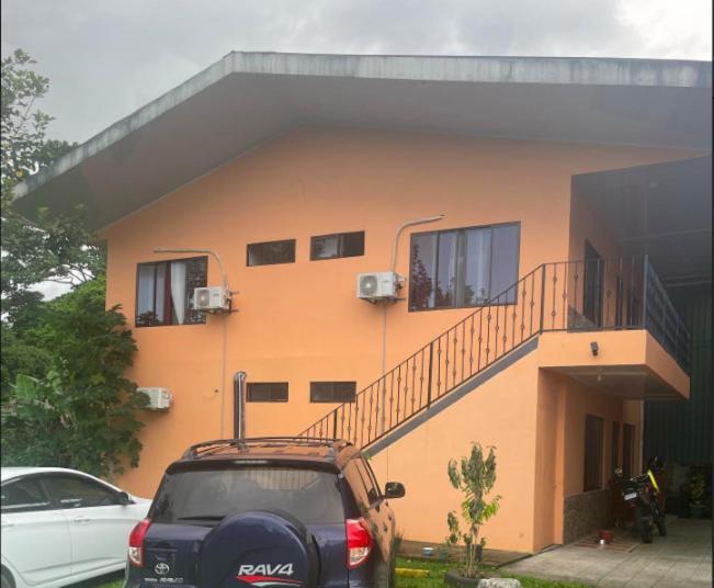 Sky Hostel La Fortuna المظهر الخارجي الصورة