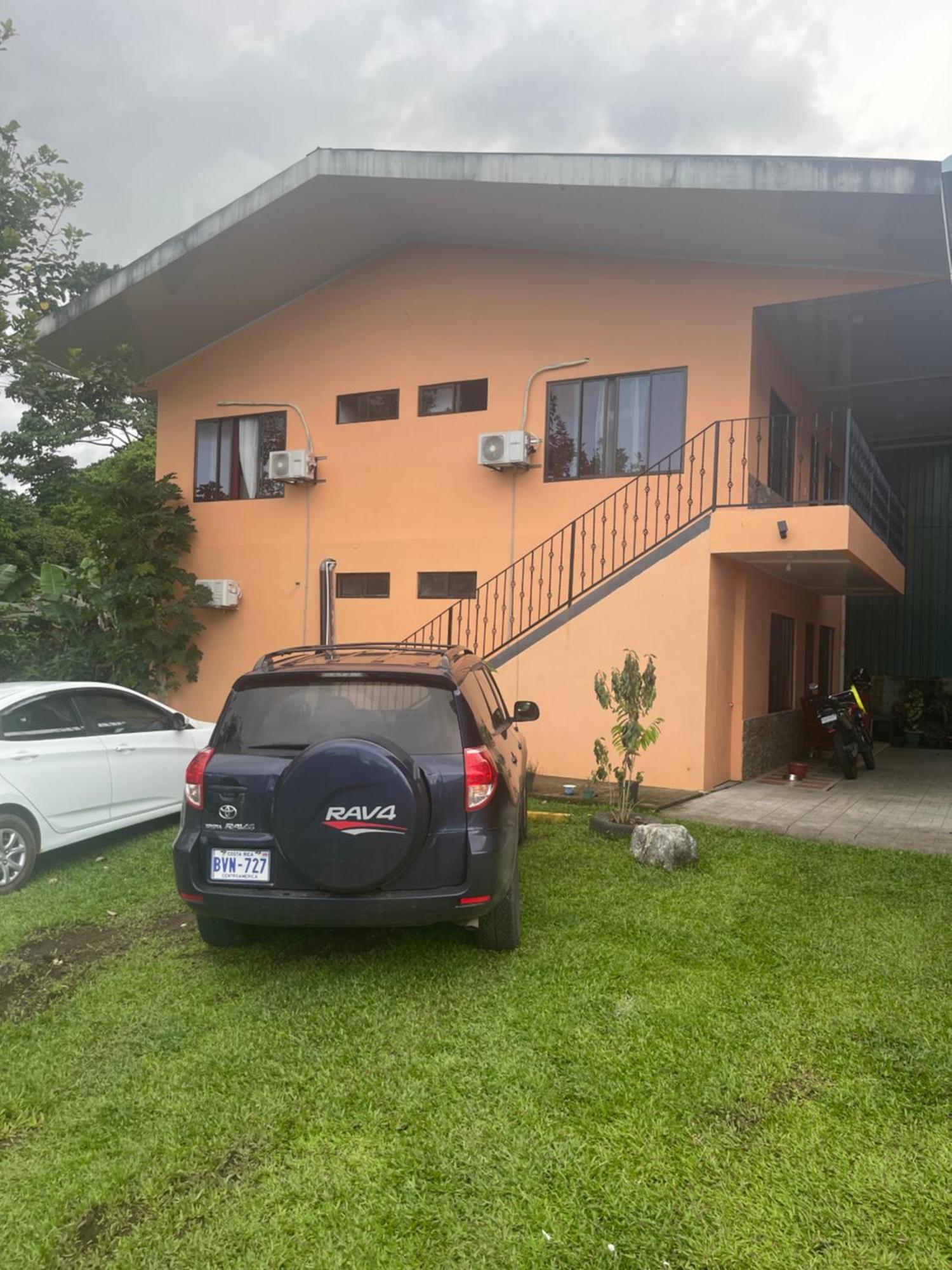 Sky Hostel La Fortuna المظهر الخارجي الصورة